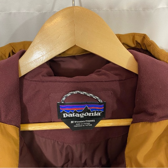 Patagonia Bivy Hooded Down Filled Puffer Vest in Maroon Rare - Picture 12 of 16